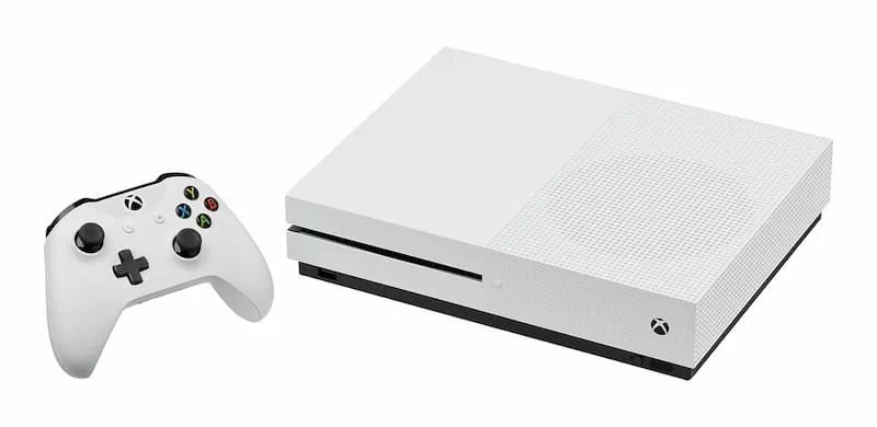 Fifty Years of Video Game Consoles: From the Famicom to the Cloud Era — A Global Tech Revolution for Players 31 Xbox One